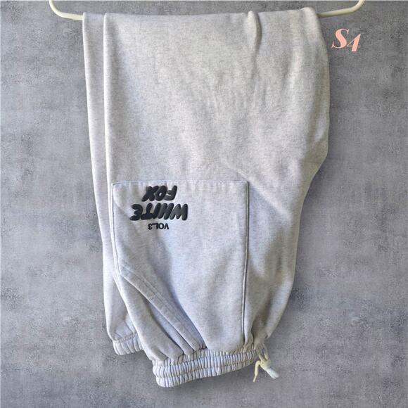 White Fox Boutique Vol 3 Offstage Sweatsuit Frosted T:L/XL & B:XL*S4 - Picture 2 of 10